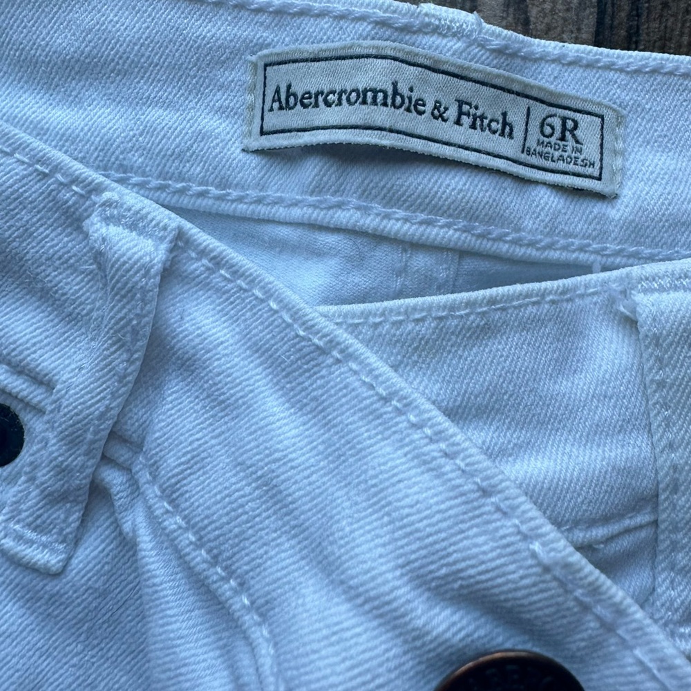 Abercrombie and Fitch high rise skinny Jean - Picture 3 of 4